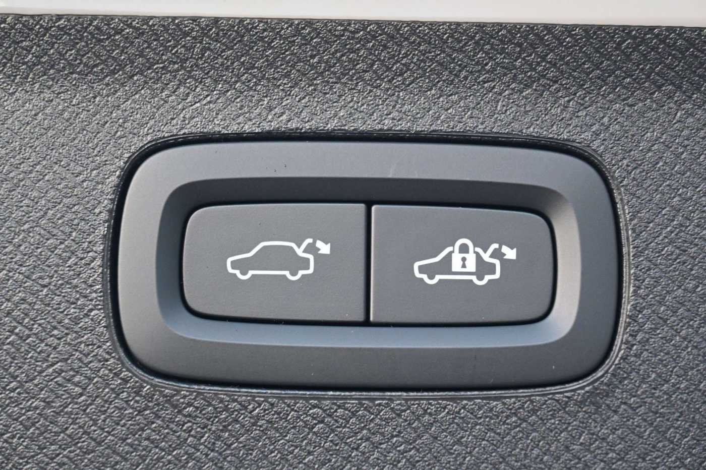 Volvo XC90 – Bild 16