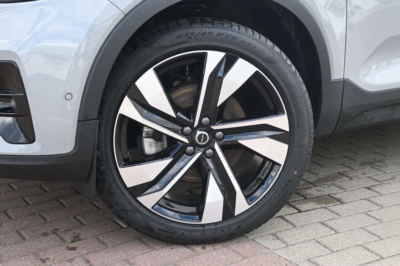Volvo XC40 – Bild 11
