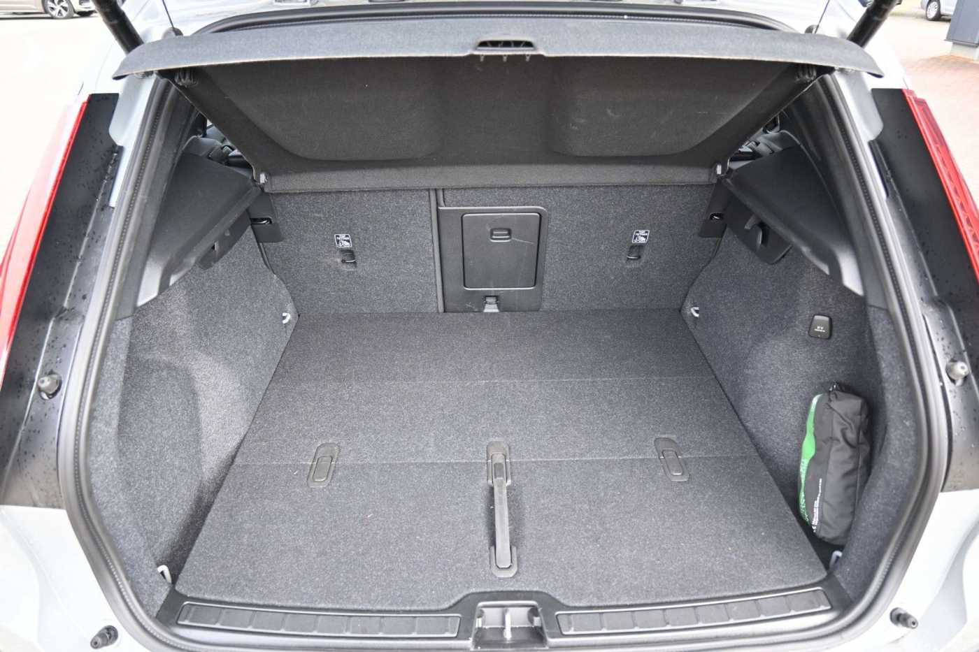 Volvo XC40 – Bild 16