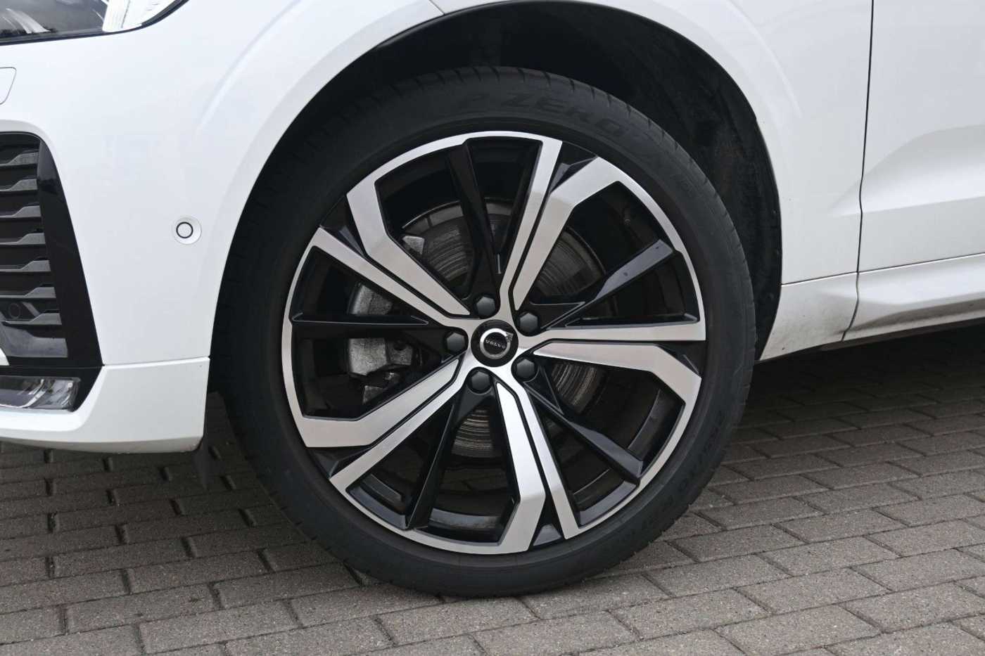 Volvo XC60 – Bild 11