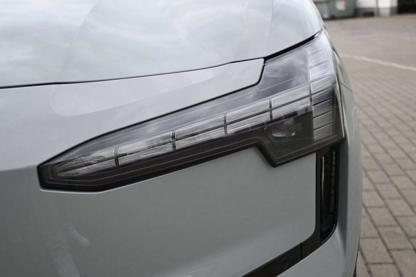 Volvo EX30 – Bild 11