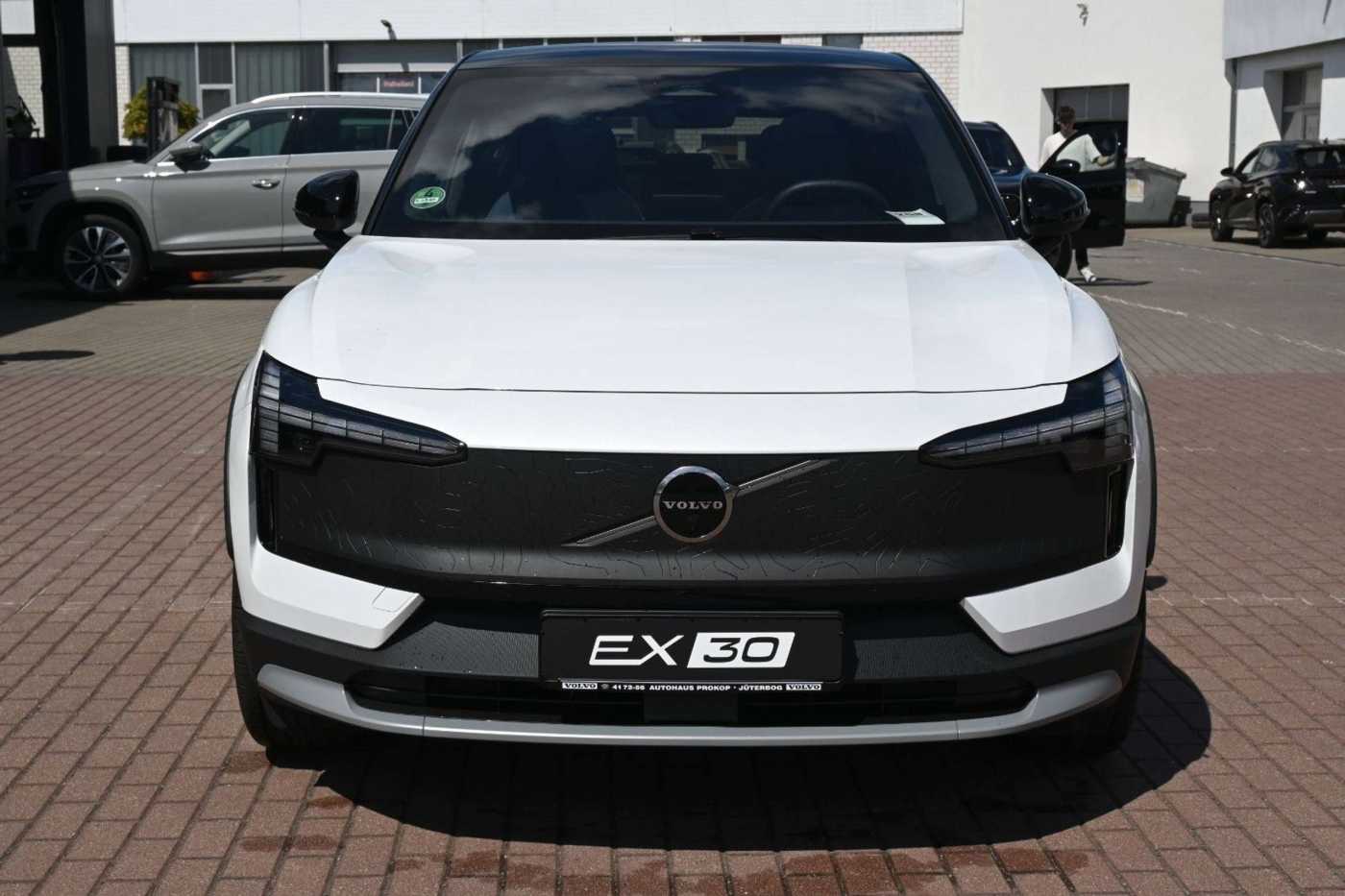 Volvo EX30 – Bild 8