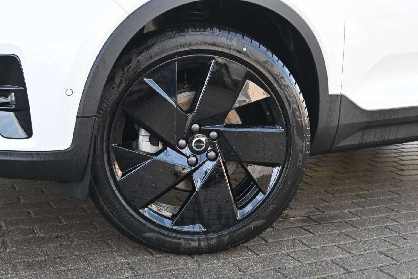 Volvo XC40 – Bild 2