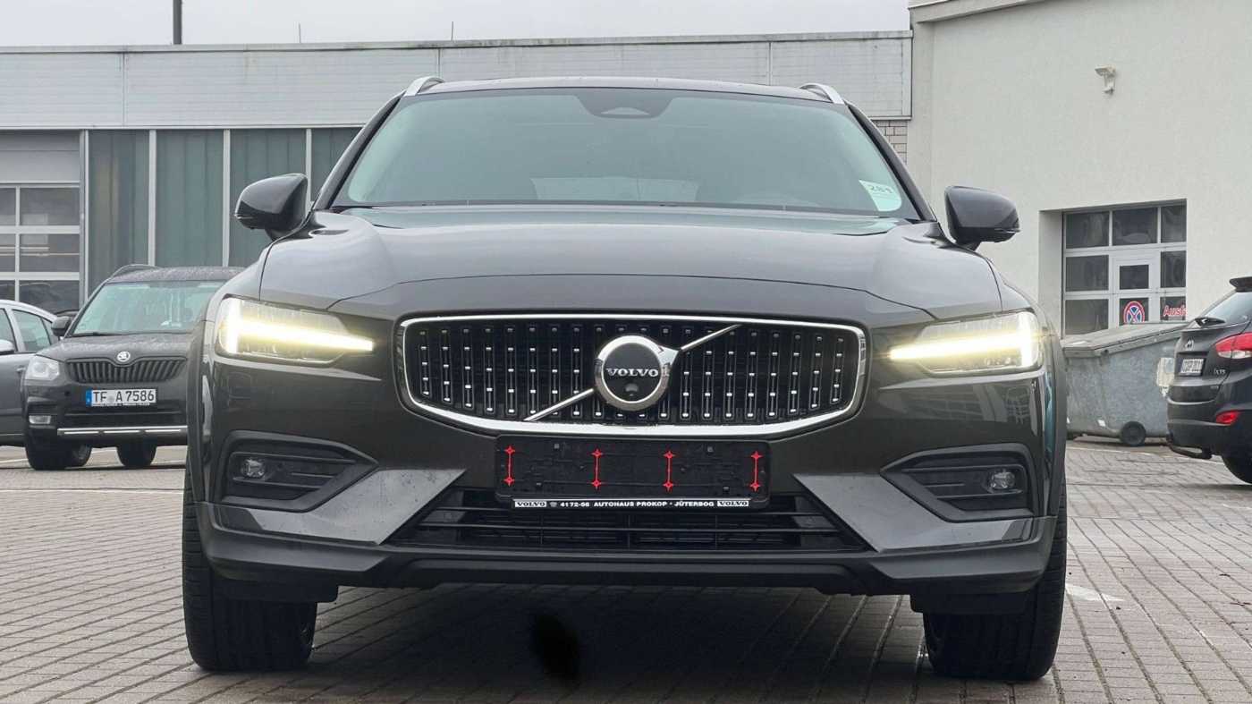 Volvo V60 Cross Country – Bild 10