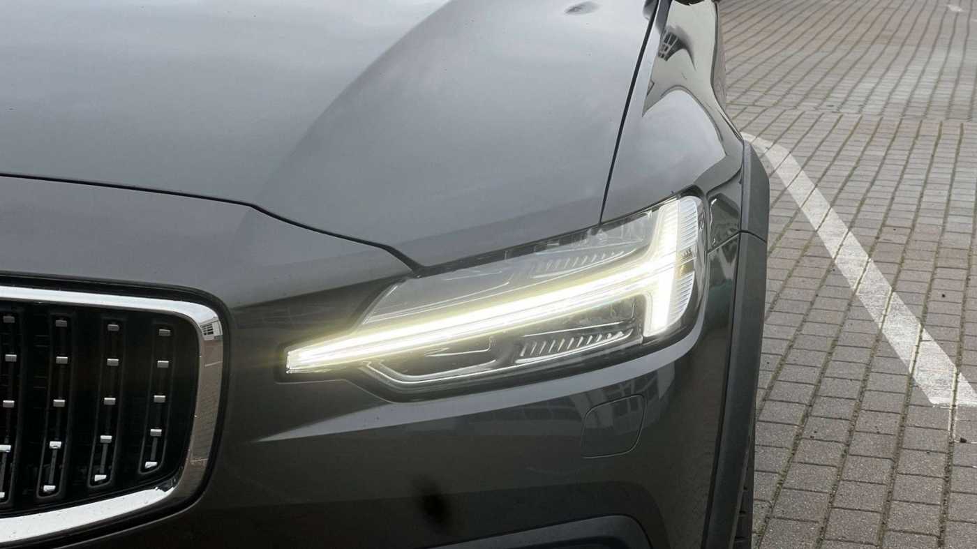 Volvo V60 Cross Country – Bild 11