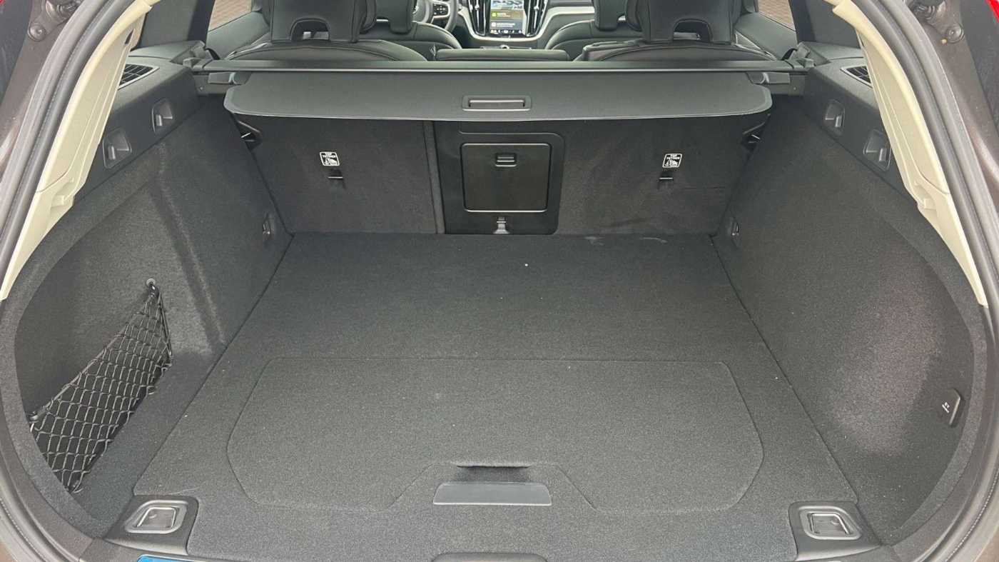 Volvo V60 Cross Country – Bild 14