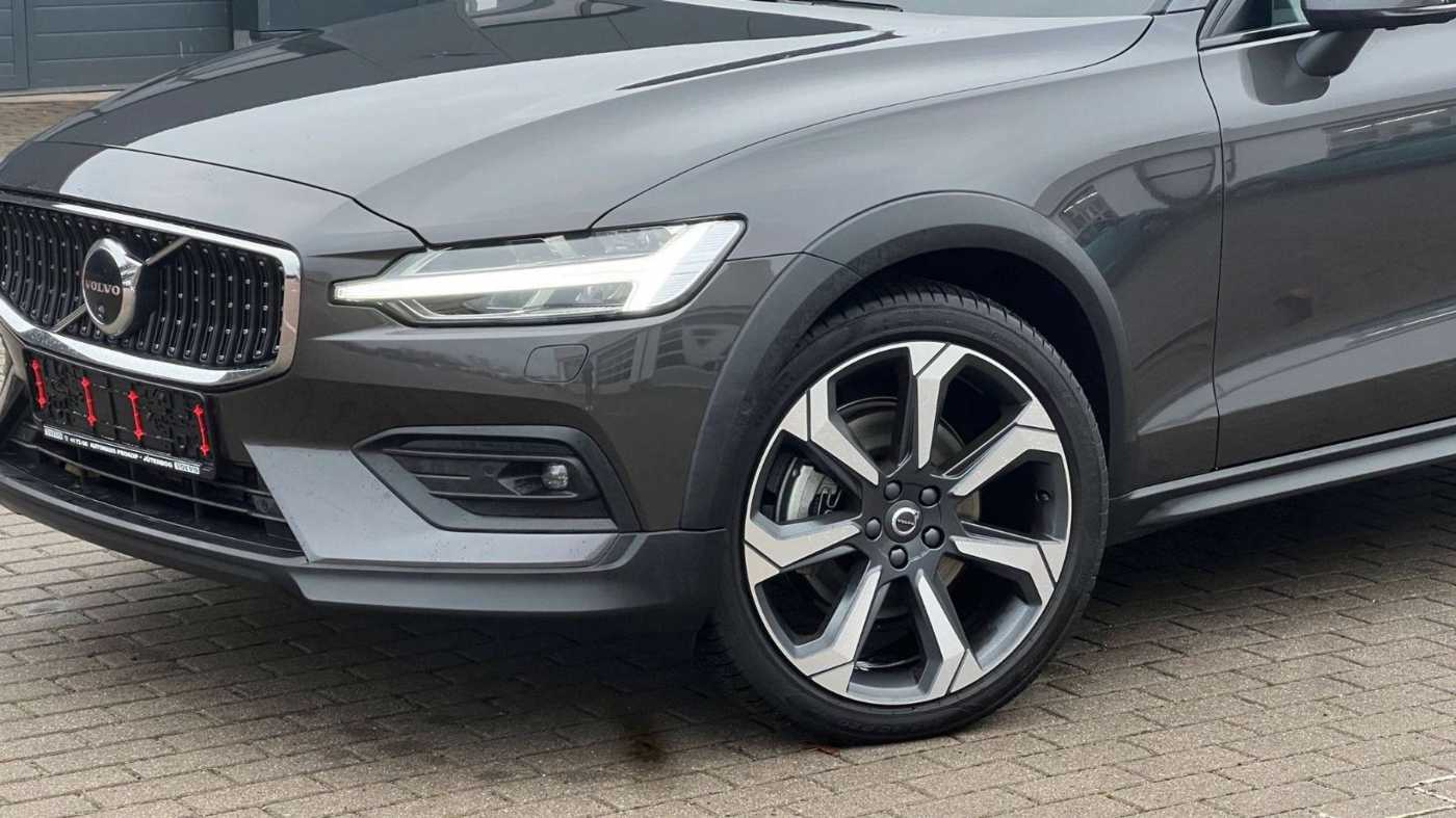 Volvo V60 Cross Country – Bild 2