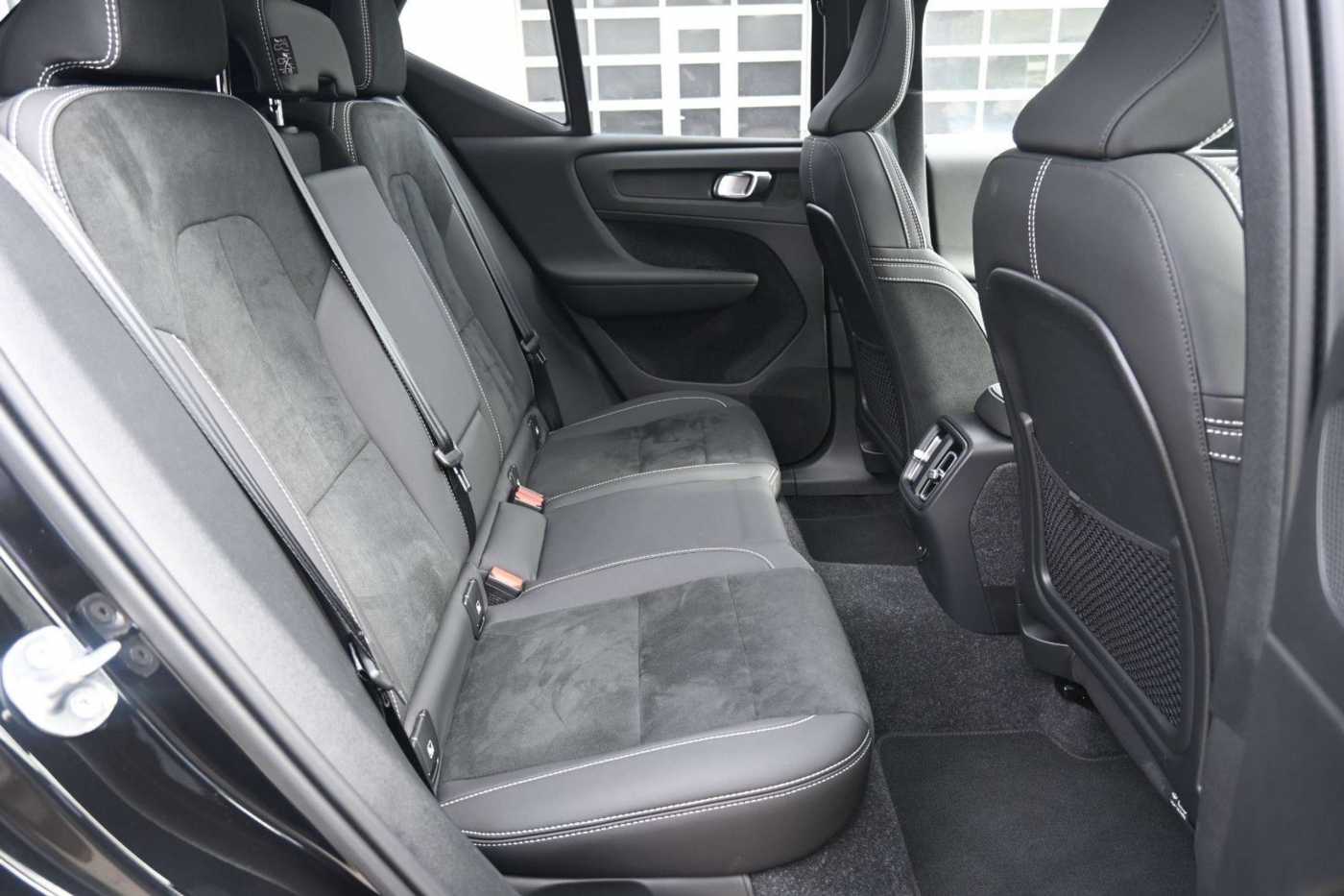 Volvo EX40 – Bild 15