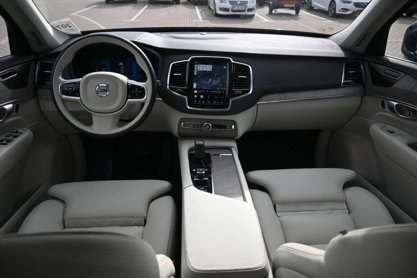 Volvo XC90 – Bild 16