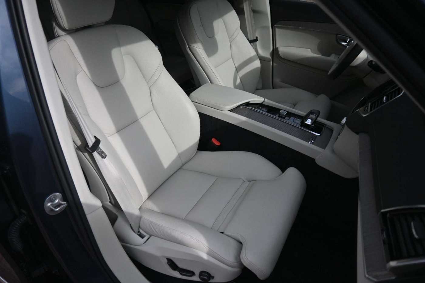 Volvo XC90 – Bild 16