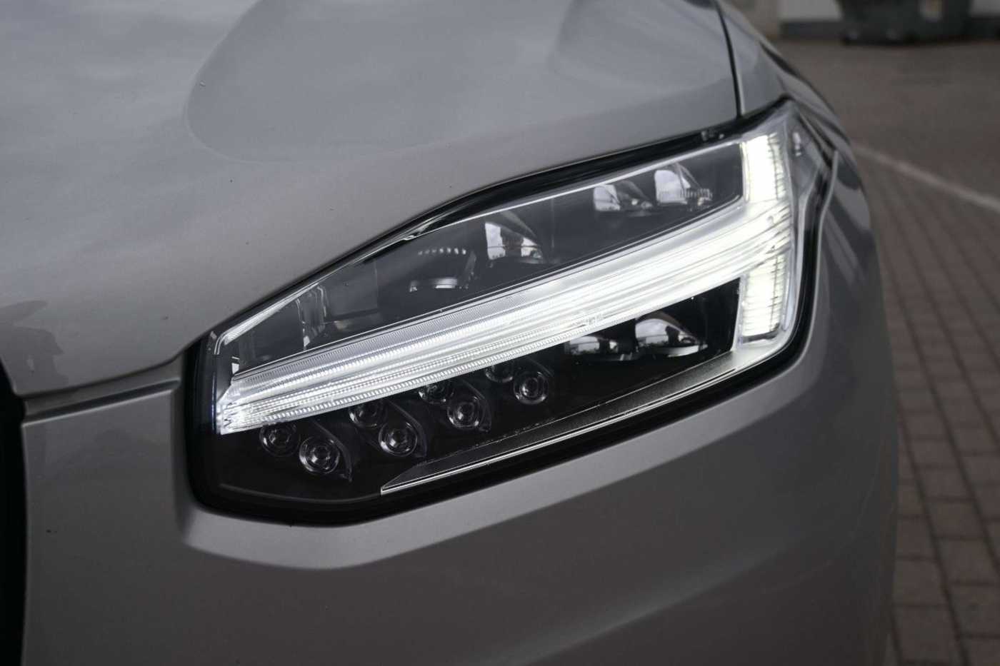 Volvo XC90 – Bild 10