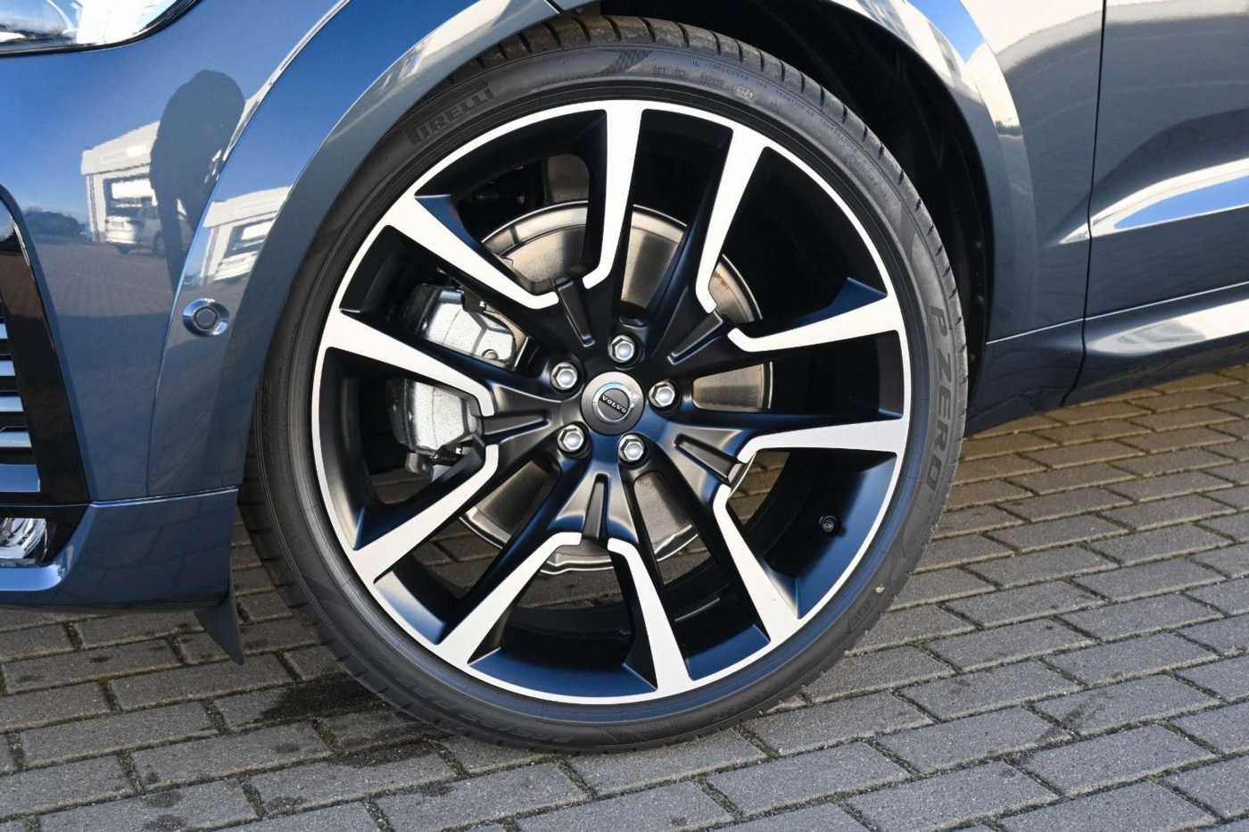 Volvo XC60 – Bild 11