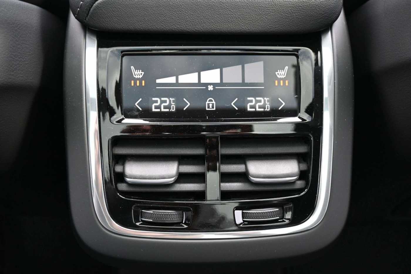 Volvo XC60 – Bild 16