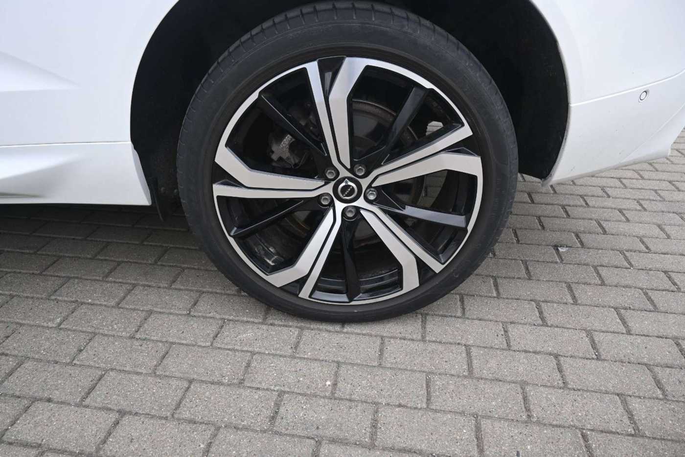 Volvo XC60 – Bild 11