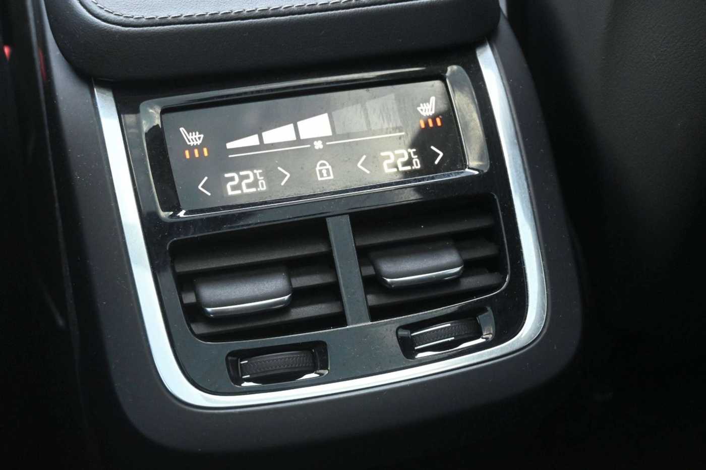 Volvo XC90 – Bild 16