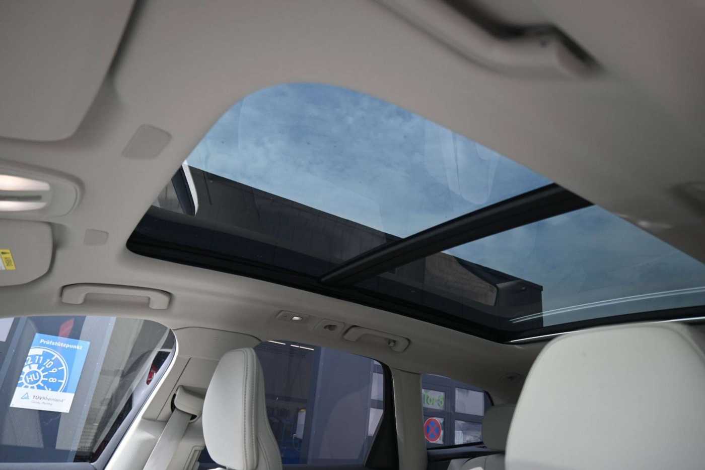 Volvo XC60 – Bild 15