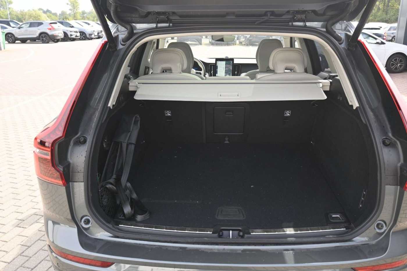 Volvo XC60 – Bild 9