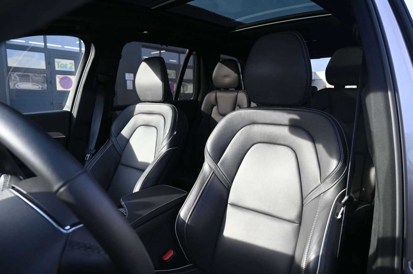 Volvo XC90 – Bild 17