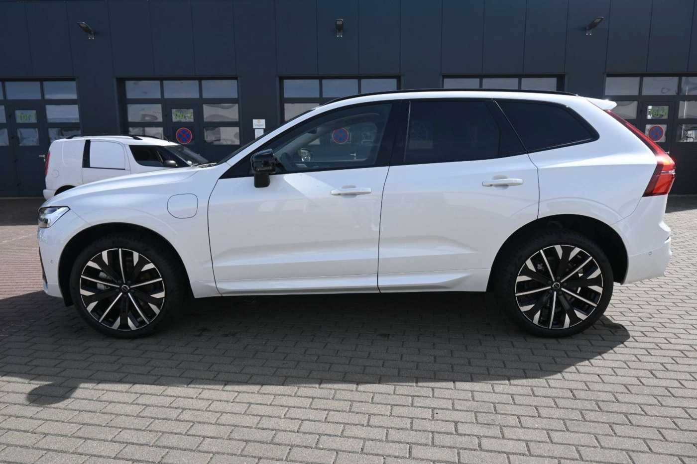 Volvo XC60 – Bild 3