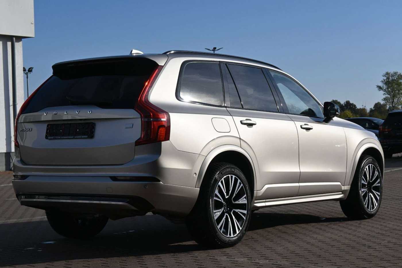 Volvo XC90 – Bild 8