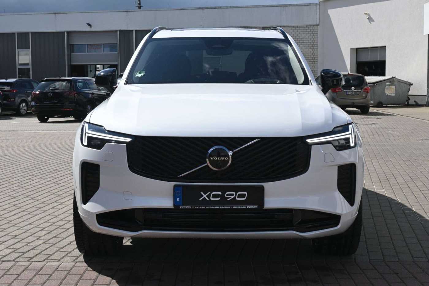 Volvo XC90 – Bild 8