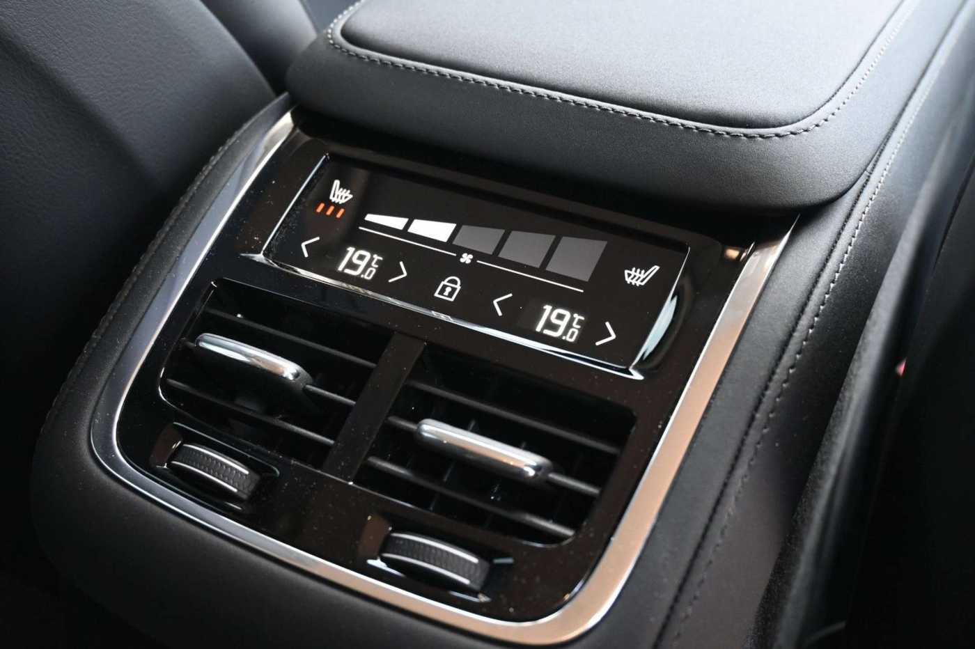 Volvo XC90 – Bild 25