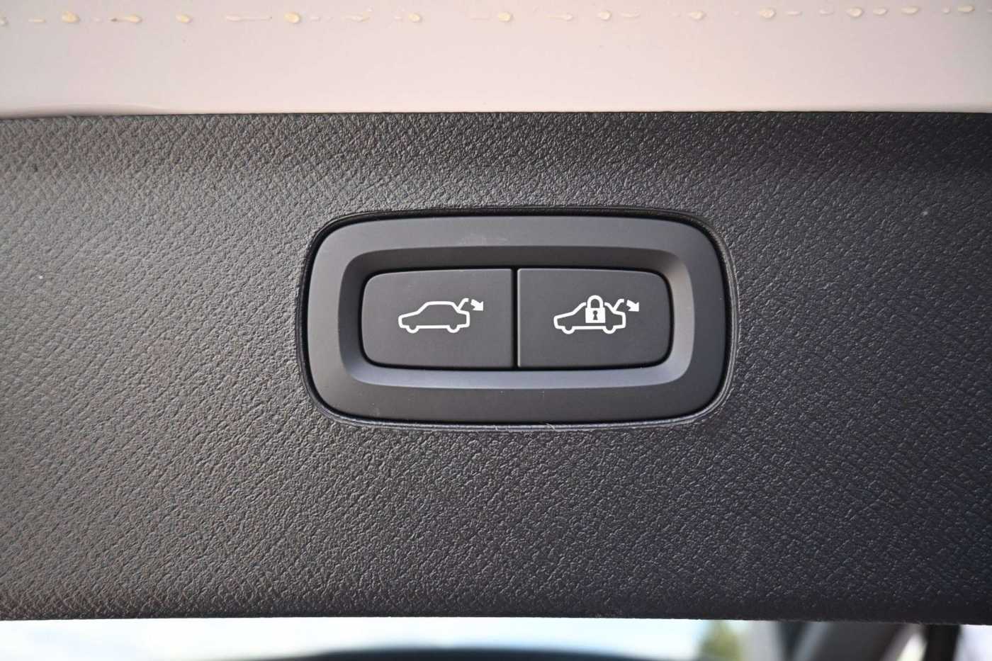 Volvo XC90 – Bild 18