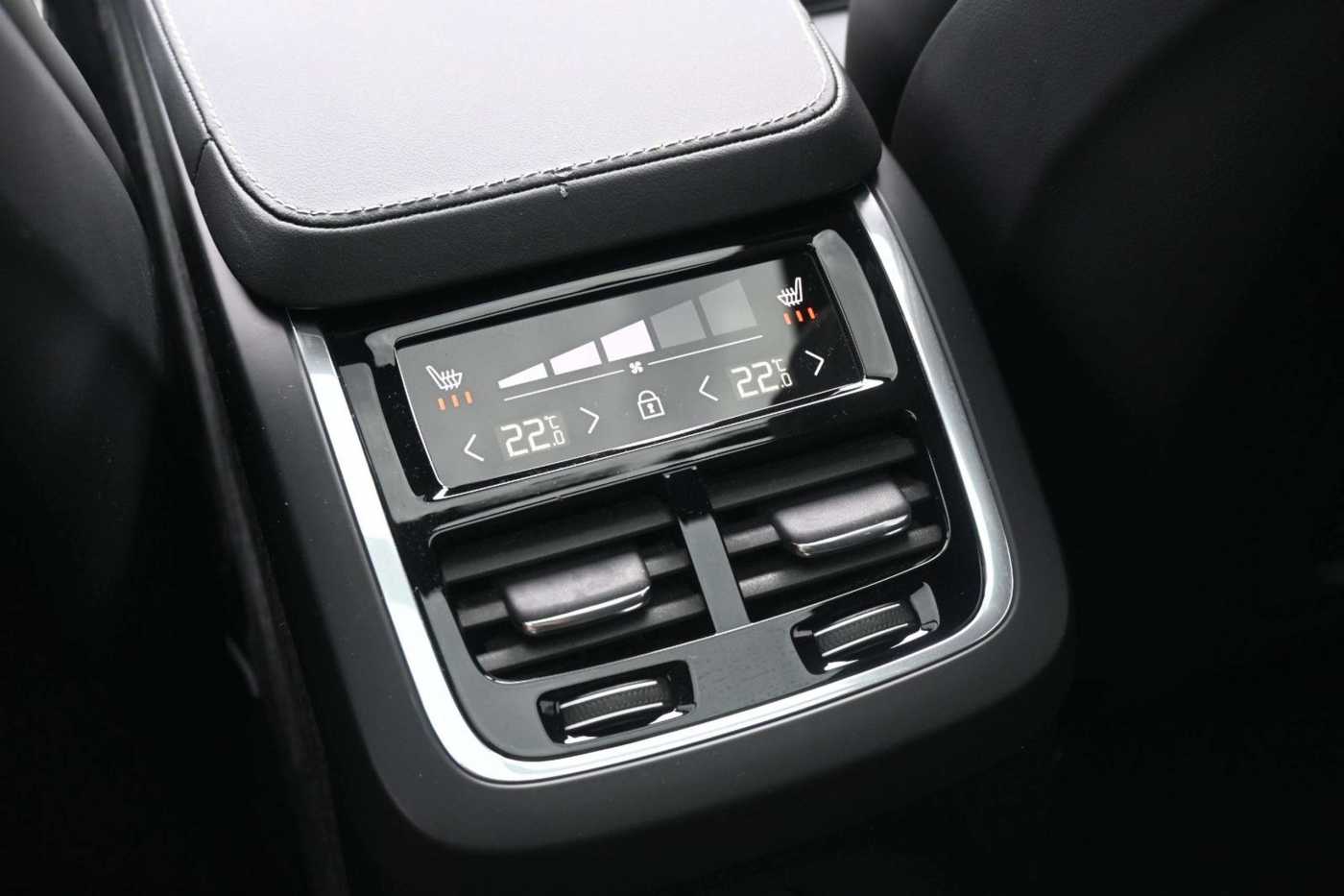 Volvo XC90 – Bild 17