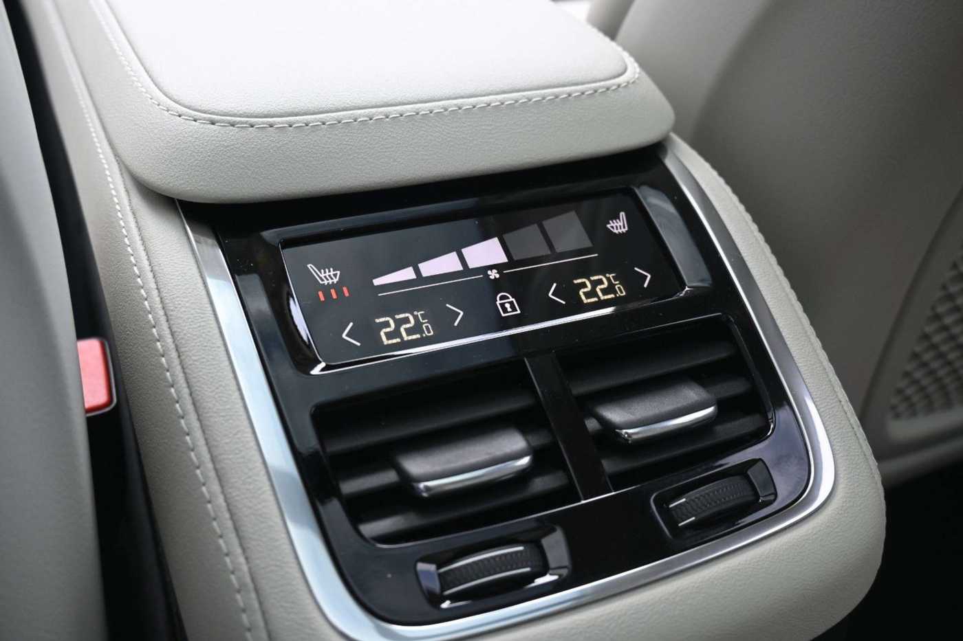 Volvo XC90 – Bild 22