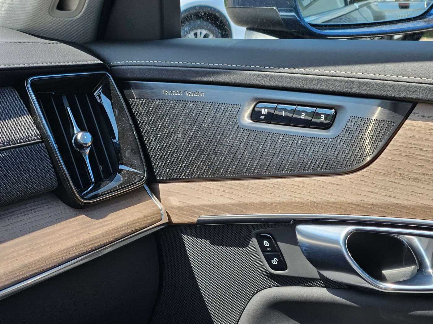 Volvo XC90 – Bild 21