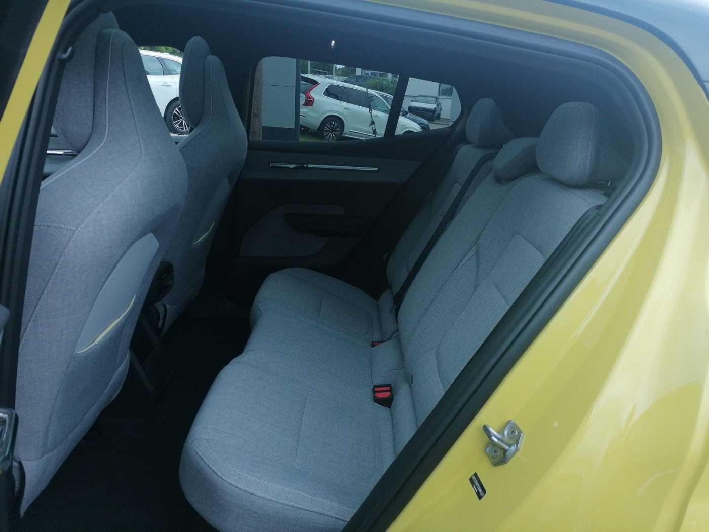 Volvo EX30 – Bild 15