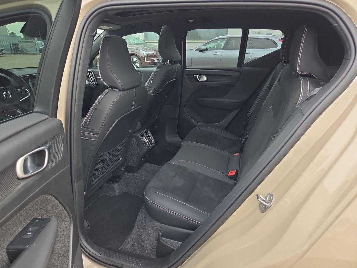 Volvo XC40 – Bild 14