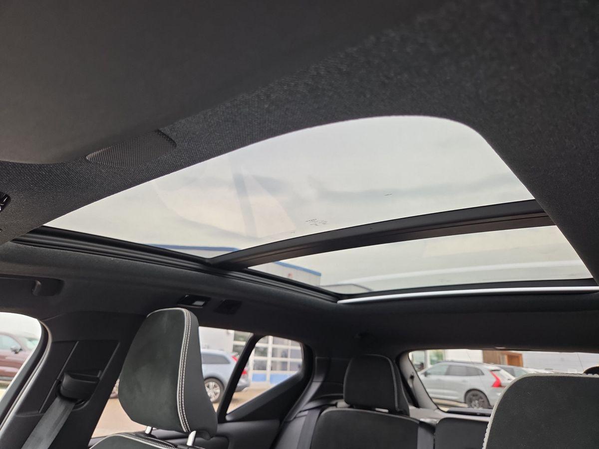 Volvo XC40 – Bild 18