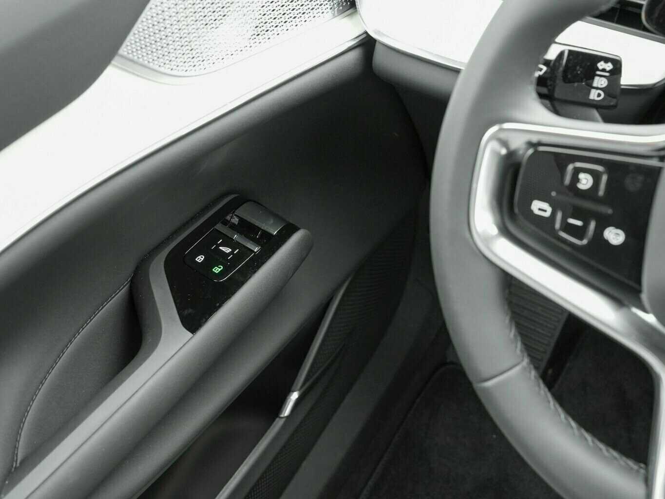 Volvo EX90 – Bild 15