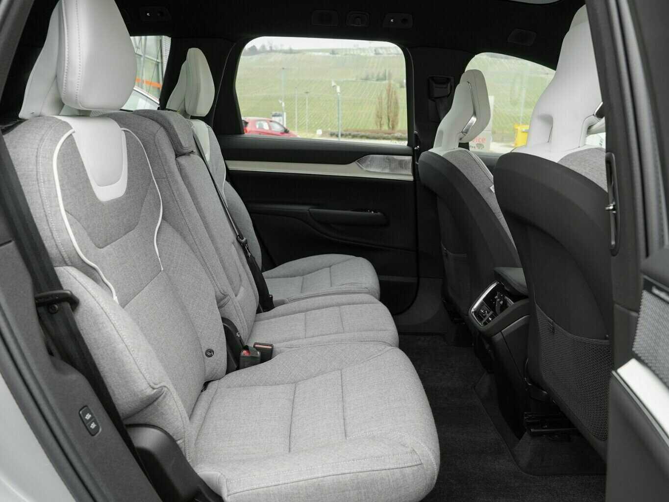Volvo EX90 – Bild 16