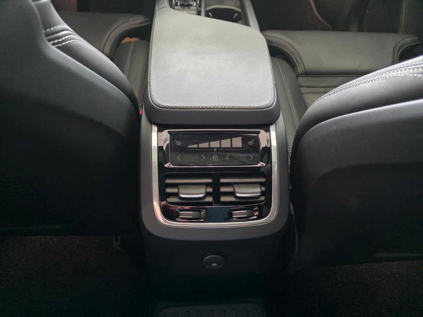 Volvo XC90 – Bild 17