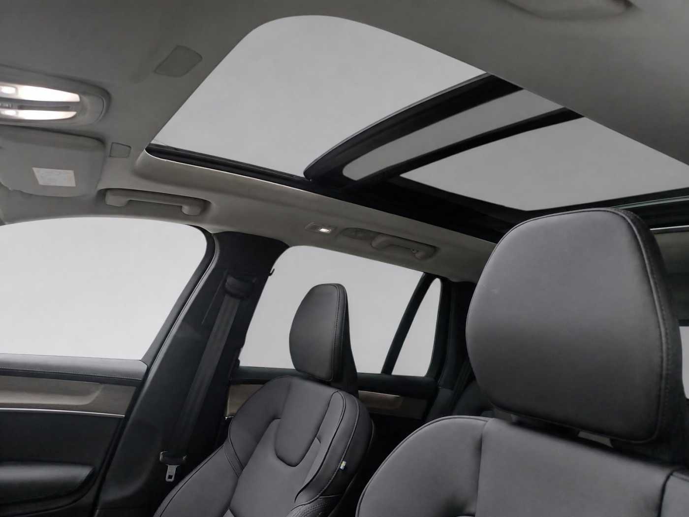 Volvo XC90 – Bild 10