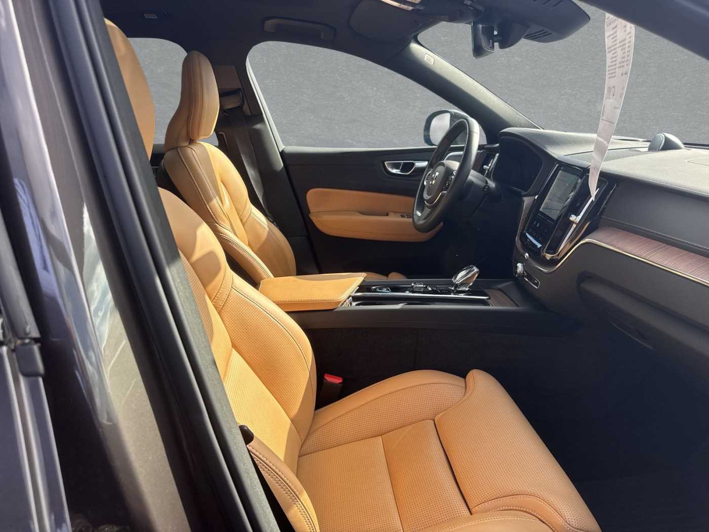 Volvo XC60 – Bild 3