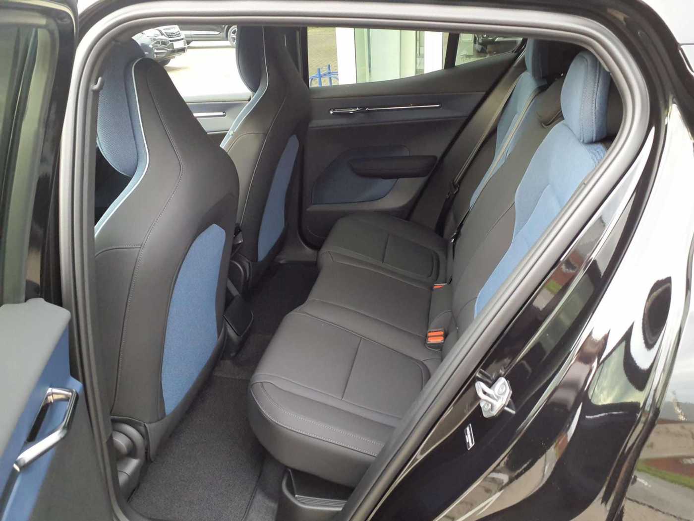 Volvo EX30 – Bild 8