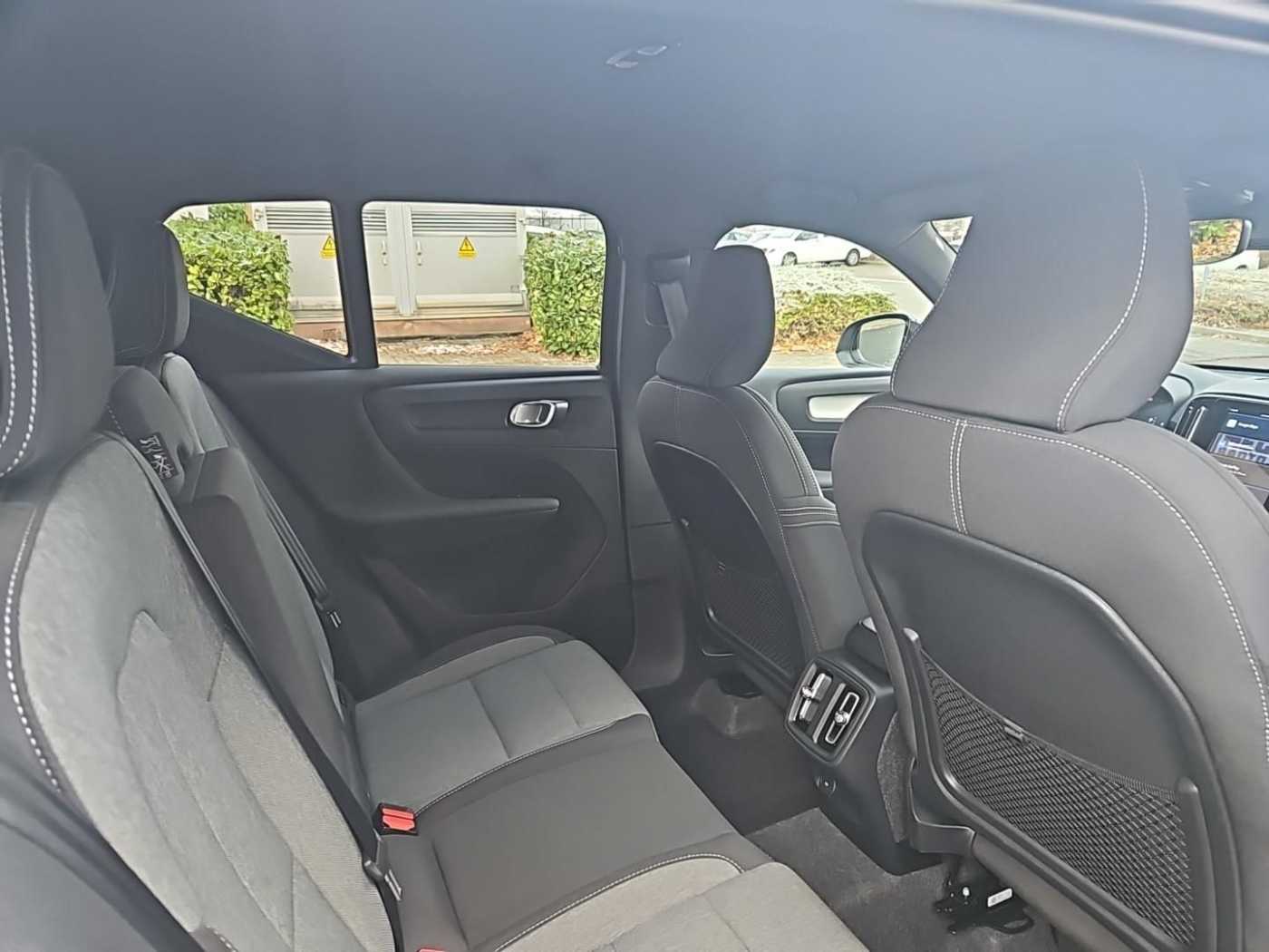 Volvo XC40 – Bild 12