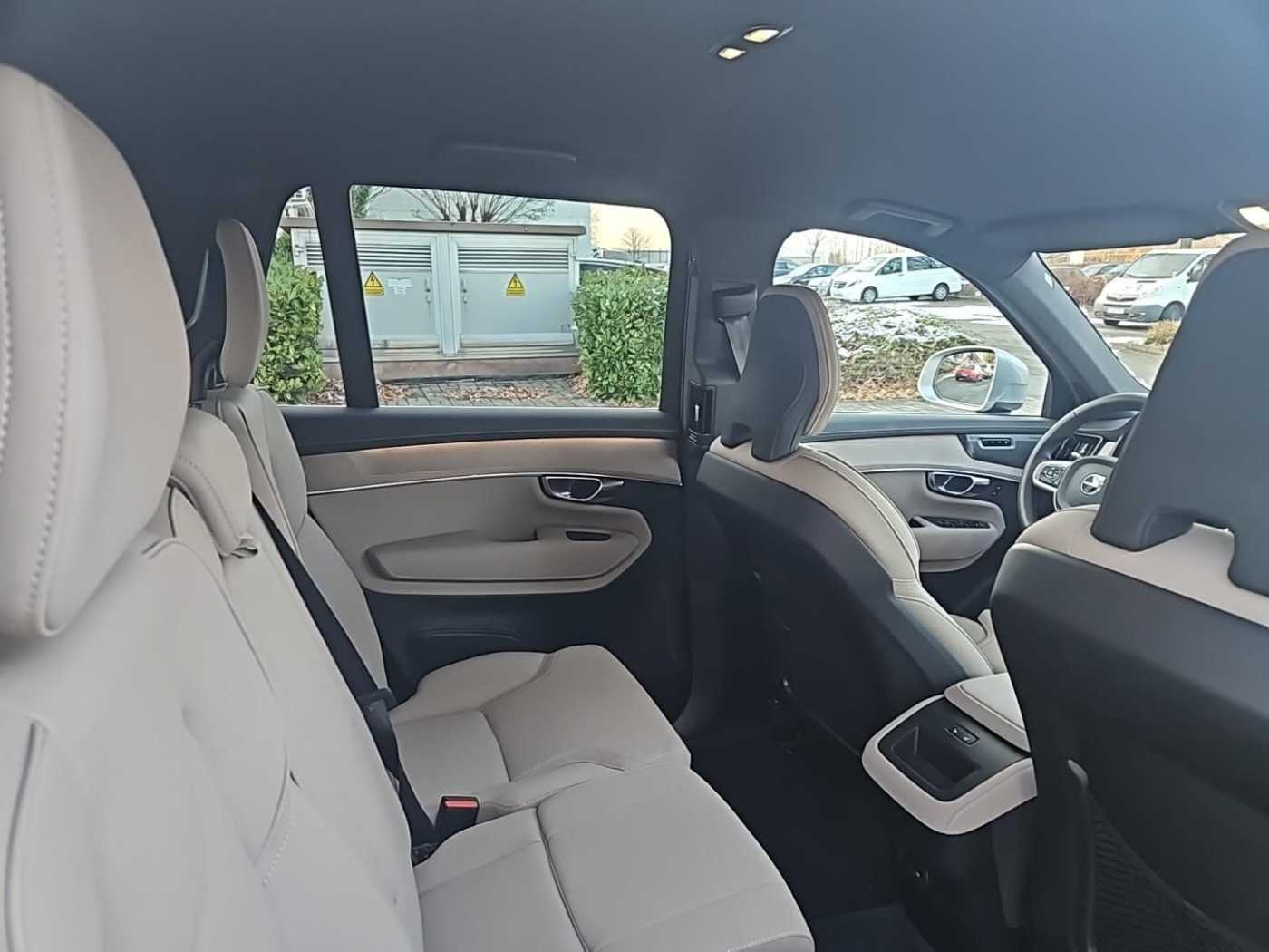 Volvo XC90 – Bild 10