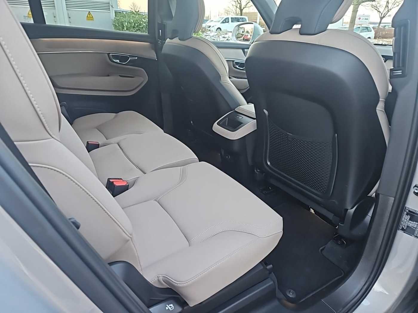 Volvo XC90 – Bild 12