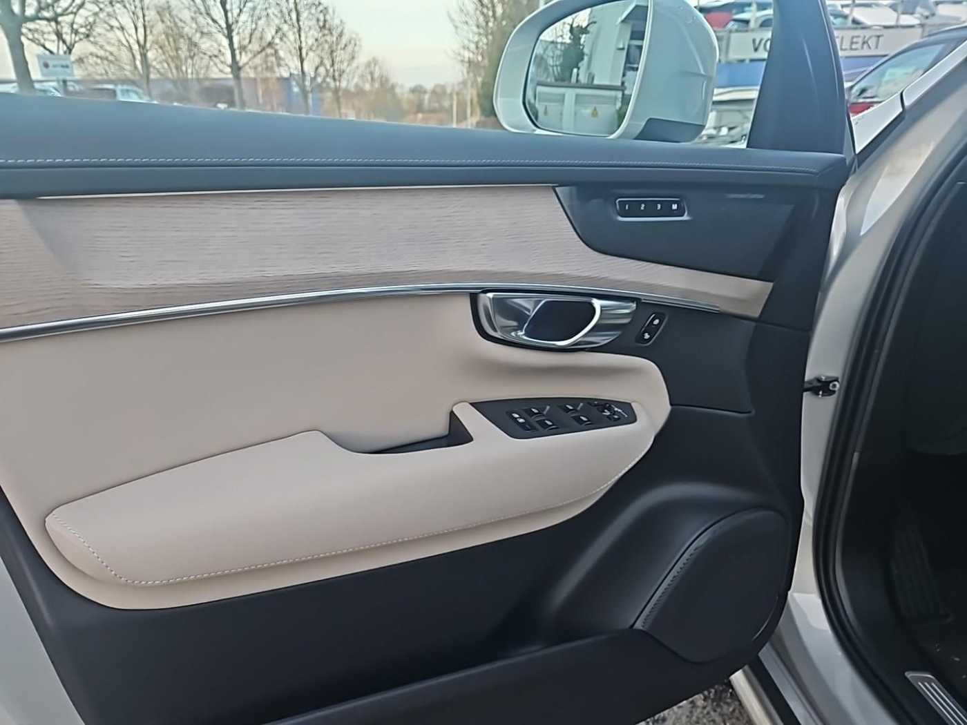 Volvo XC90 – Bild 16