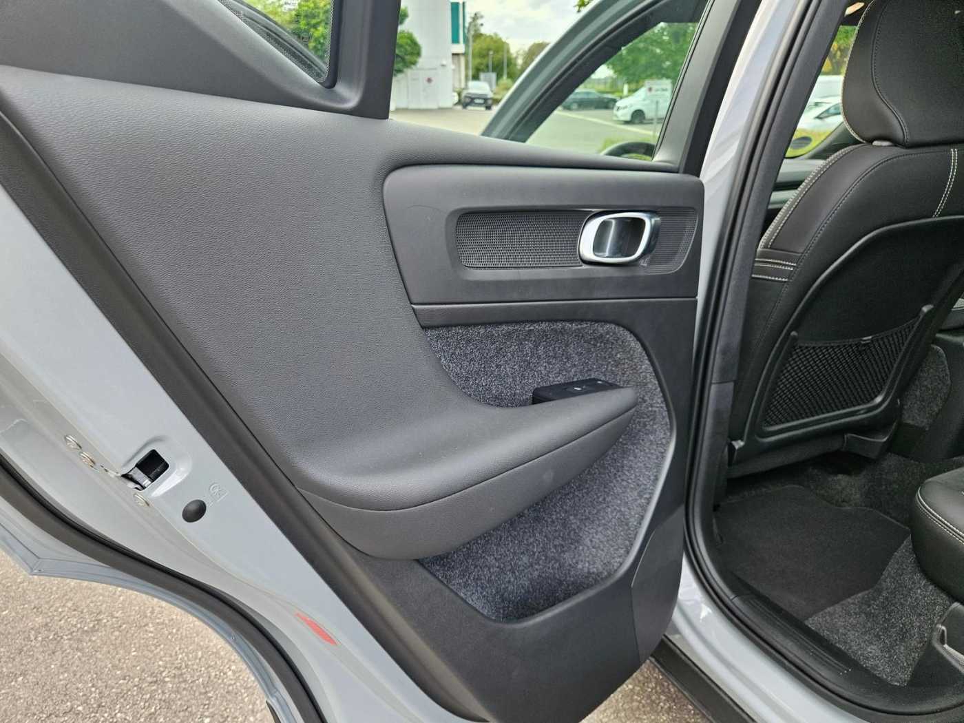Volvo EX40 – Bild 10