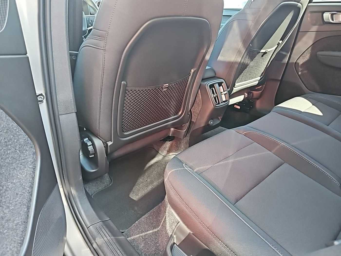 Volvo XC40 – Bild 11