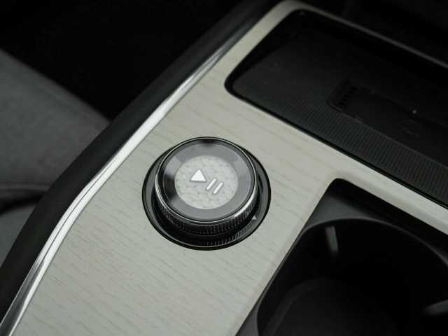Volvo EX90 – Bild 12