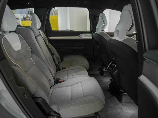 Volvo EX90 – Bild 14