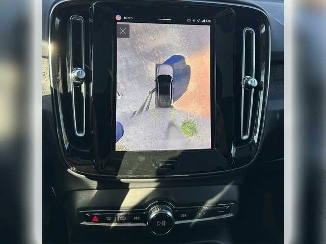 Volvo C40 Recharge – Bild 14