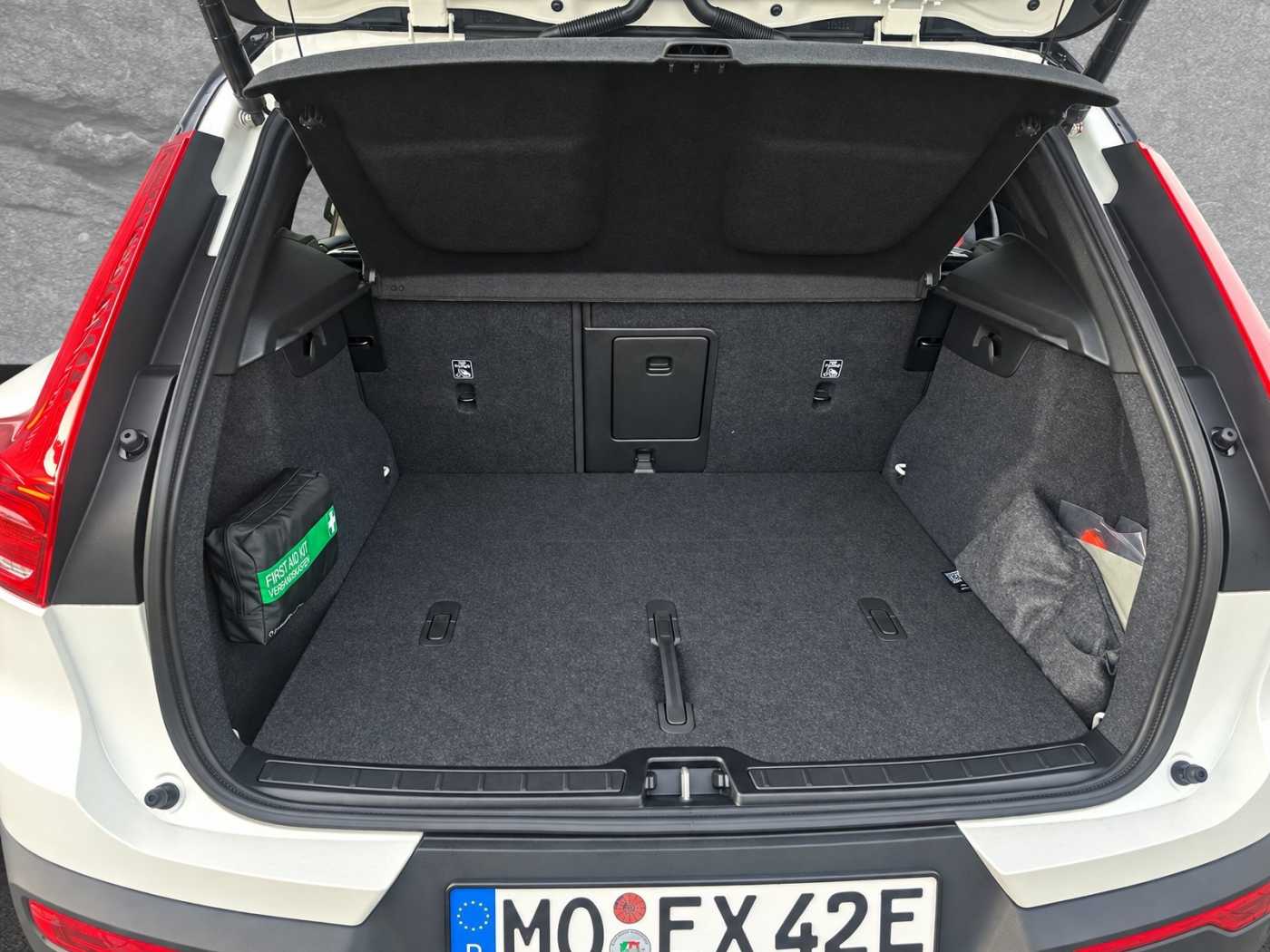 Volvo EX40 – Bild 11