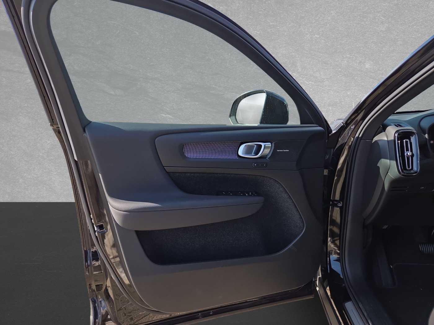 Volvo XC40 – Bild 15